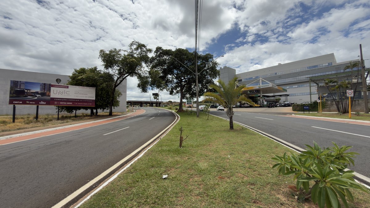 OUTDOOR 151 · AV. DR. MÁRIO O. MATTOSINHO, QD. 3 - C2