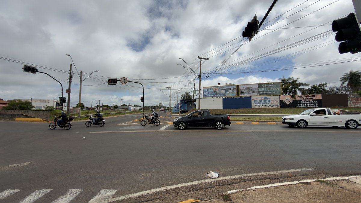 OUTDOOR 250 · R.SANTOS MORENO, QD. 4/SEMÁF.QUINTA DA BELA OLINDA