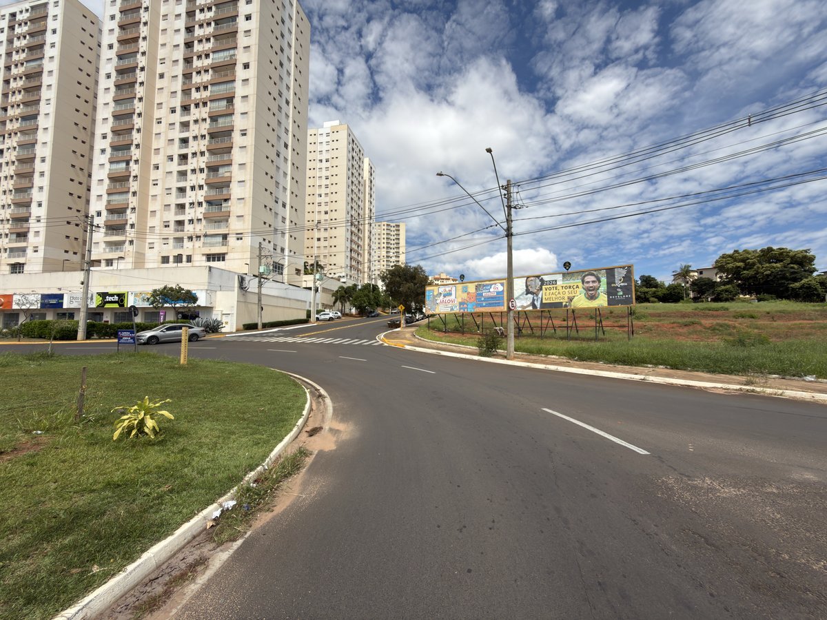 OUTDOOR 80 · AV. JORGE ZAIDEN, QD. 2 - B1