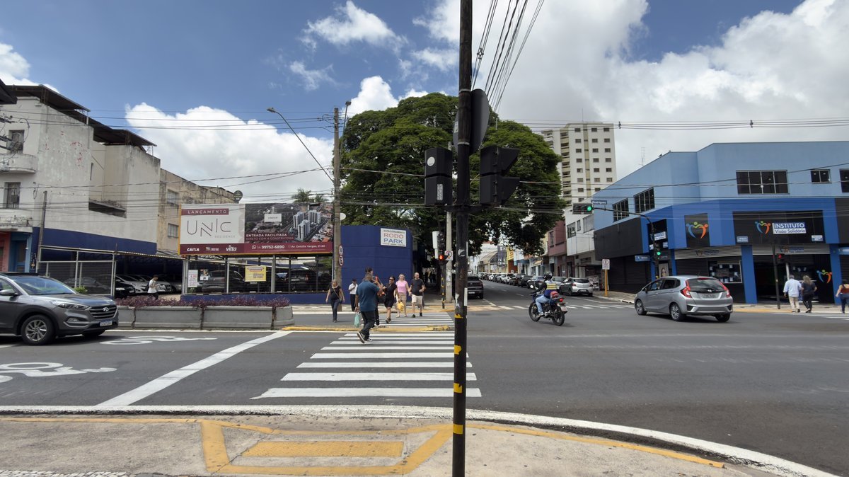OUTDOOR 5 · AV. RODRIGUES ALVES, QD. 9