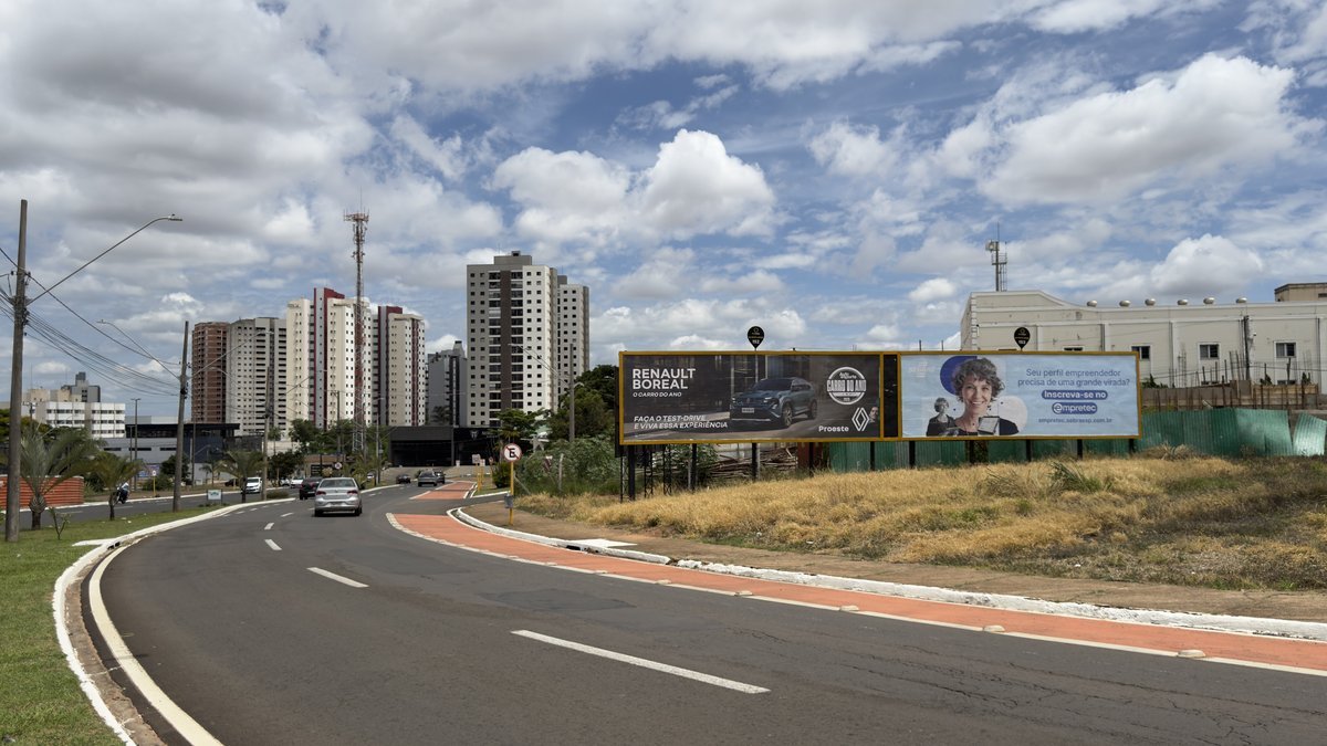 OUTDOOR 152 · AV. DR. MÁRIO O. MATTOSINHO, QD. 3 - B1